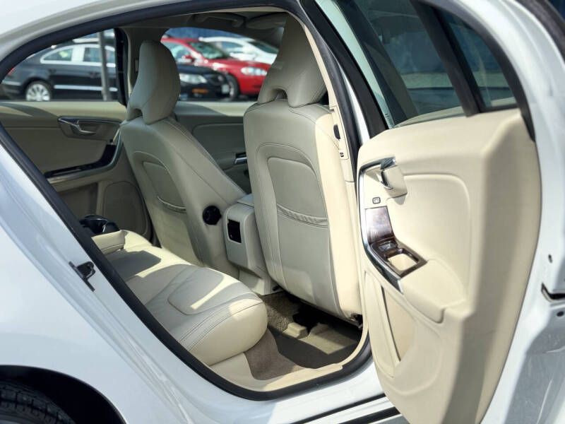 2013 Volvo S60 Image 17