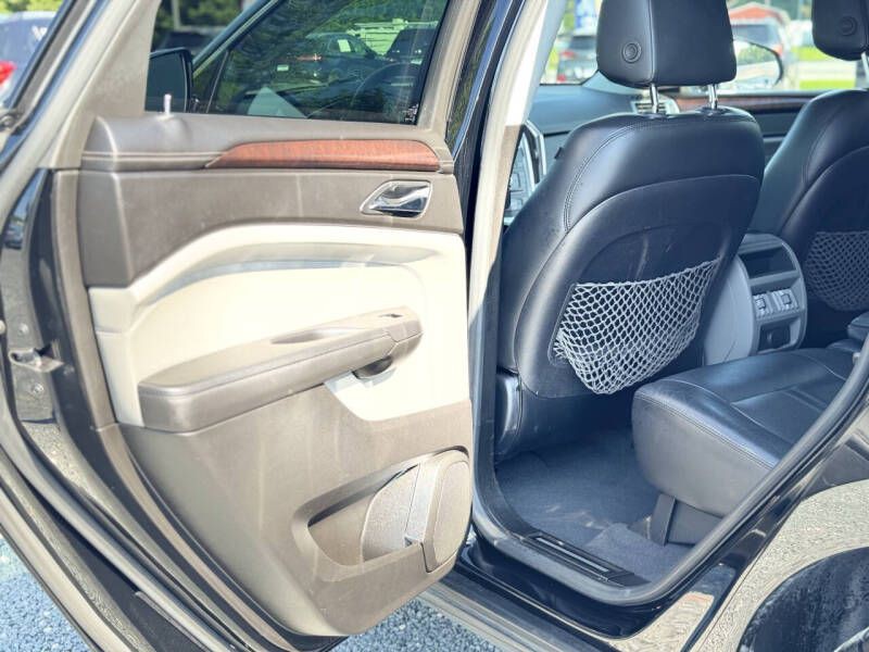 2011 Cadillac SRX Image 13
