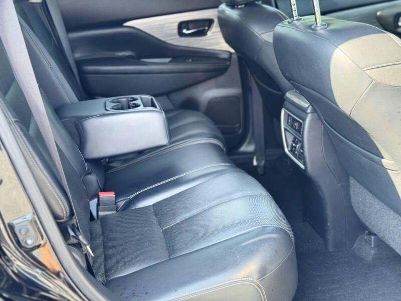 2016 Nissan Murano Image 18