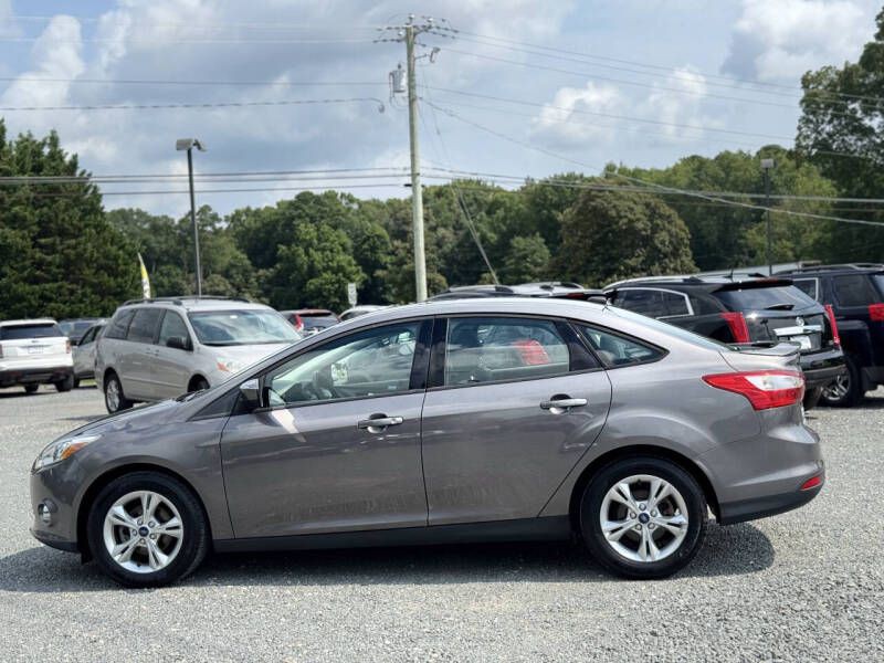 2012 Ford Focus Image 2
