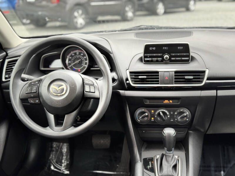 2014 Mazda Mazda3 Image 13