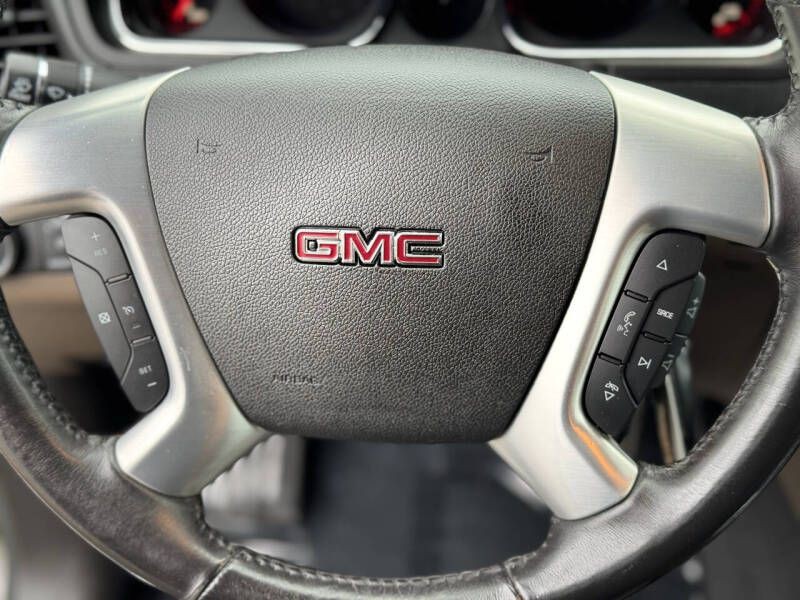 2016 GMC Acadia Image 10