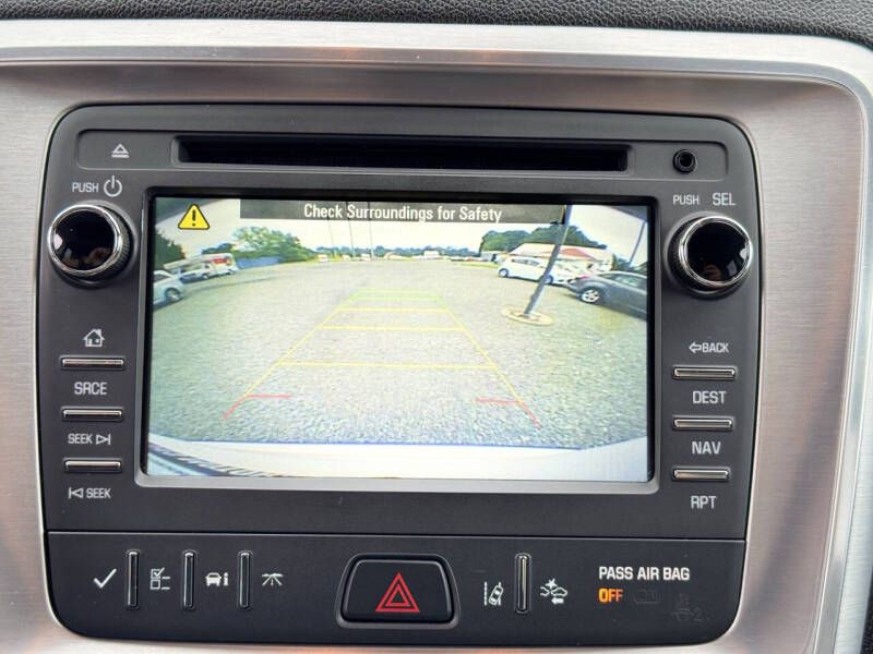 2016 GMC Acadia Image 12