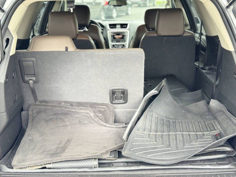 2016 GMC Acadia Image 17