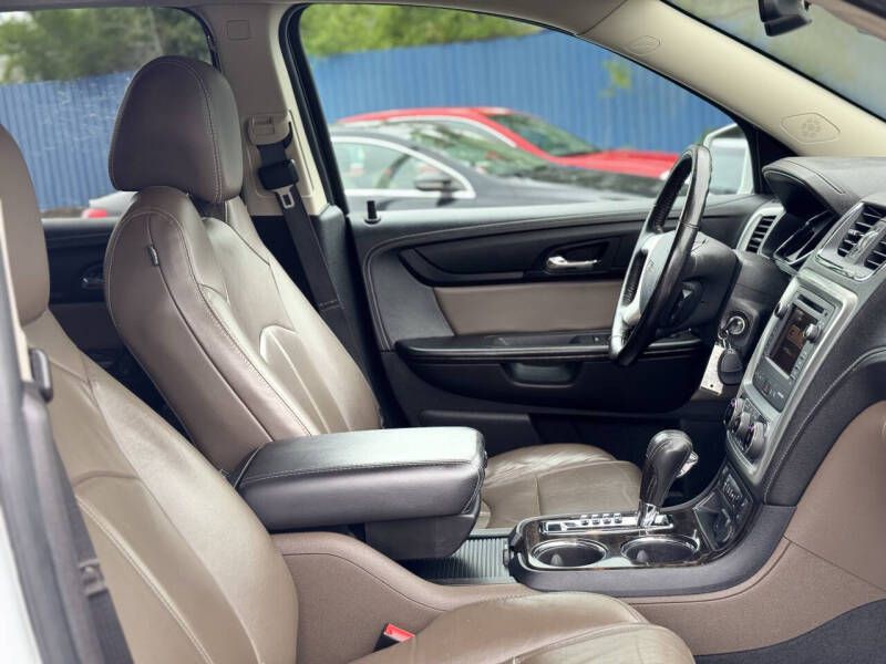 2016 GMC Acadia Image 21