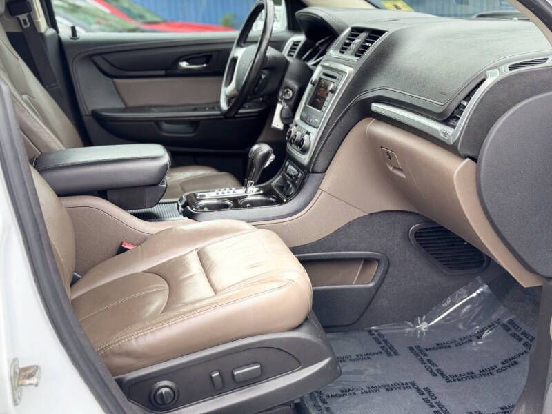 2016 GMC Acadia Image 22