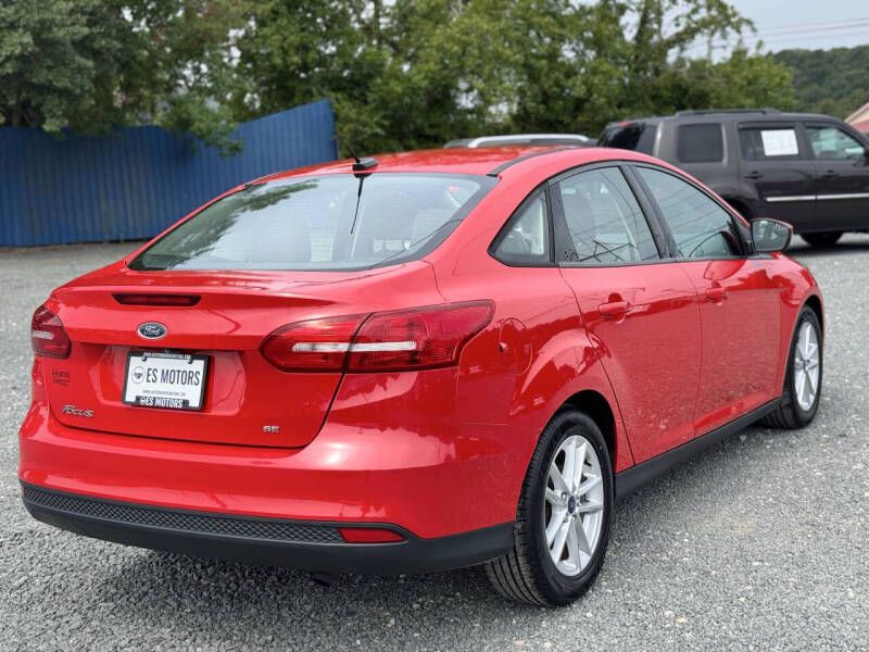 2016 Ford Focus Image 4