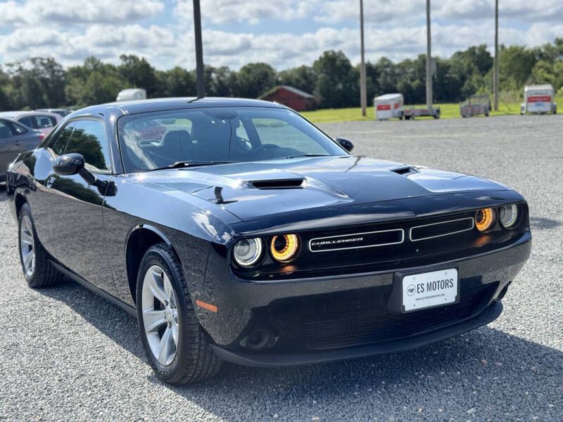 2015 Dodge Challenger Image 7