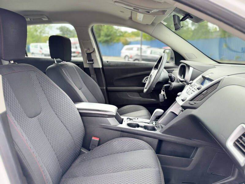 2012 Chevrolet Equinox Image 18