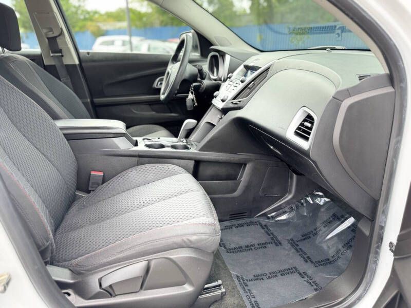 2012 Chevrolet Equinox Image 19