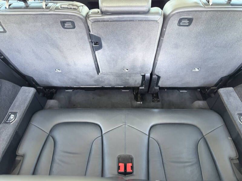 2015 Audi Q7 Image 19