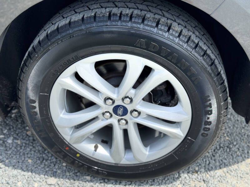 2020 Ford Edge Image 22