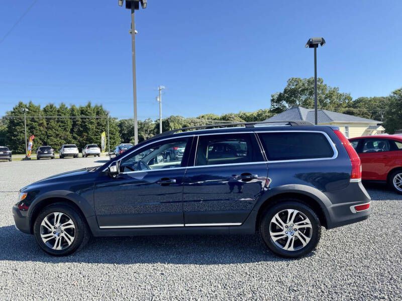 2015 Volvo XC70 Image 2