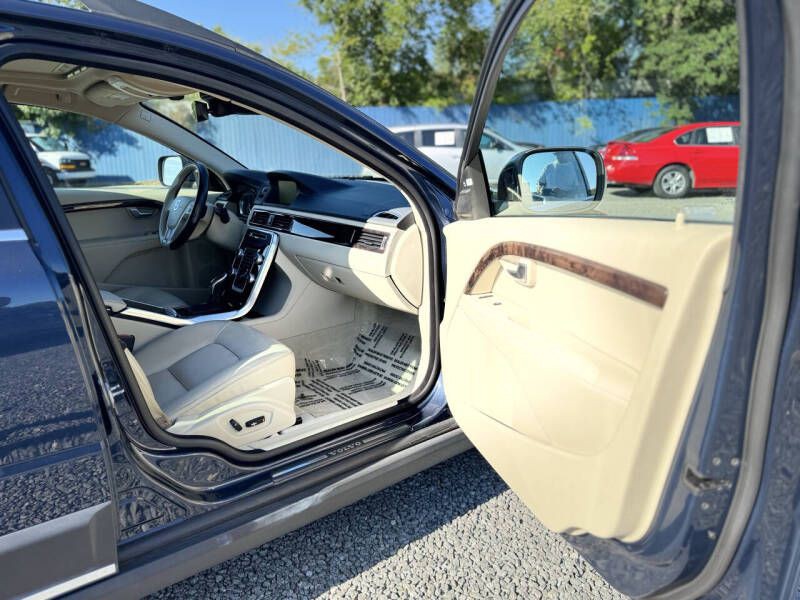 2015 Volvo XC70 Image 20