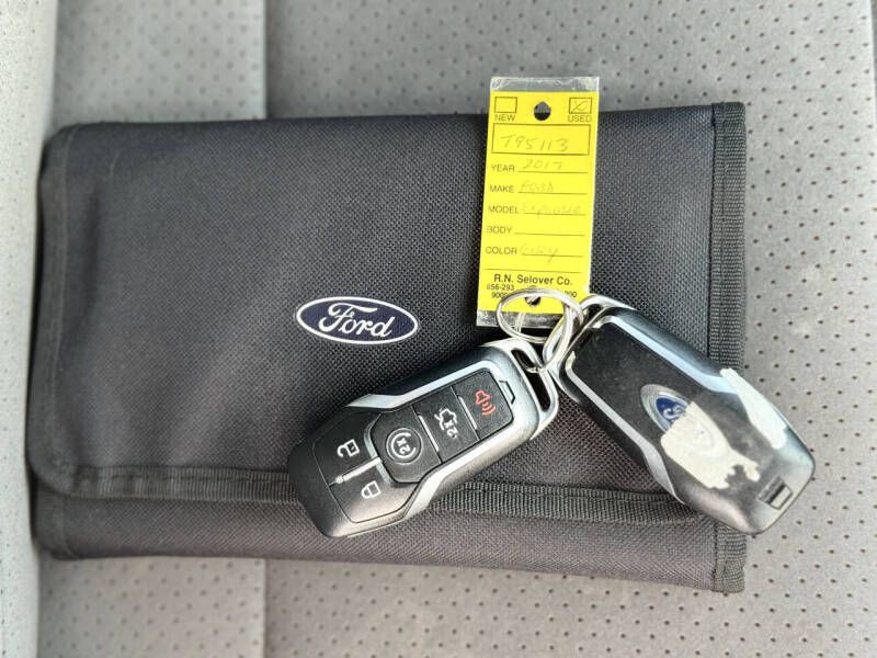 2017 Ford Explorer Image 23