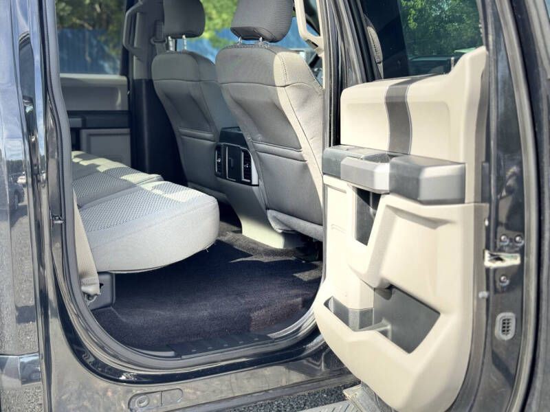 2015 Ford F-150 Image 16