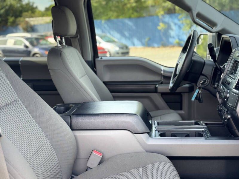 2015 Ford F-150 Image 19