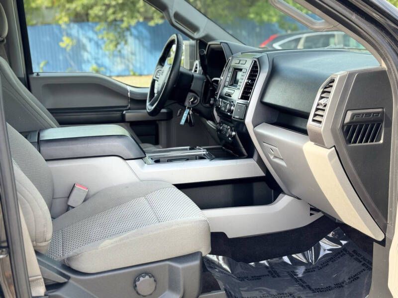 2015 Ford F-150 Image 20