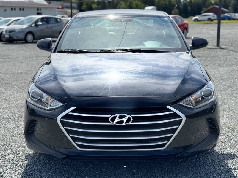2017 Hyundai Elantra Image 24