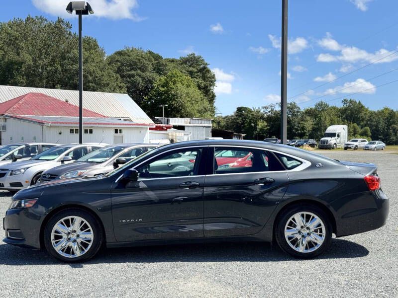 2015 Chevrolet Impala Image 2