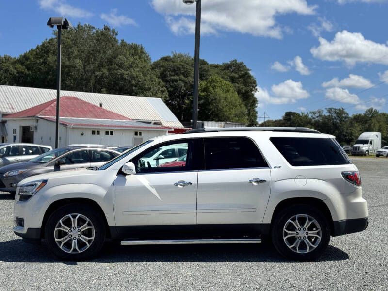 2014 GMC Acadia Image 2