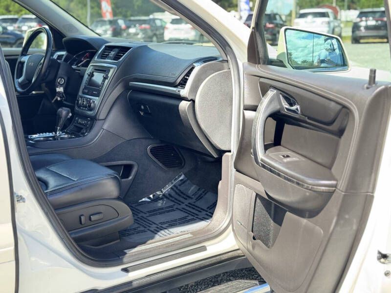 2014 GMC Acadia Image 21