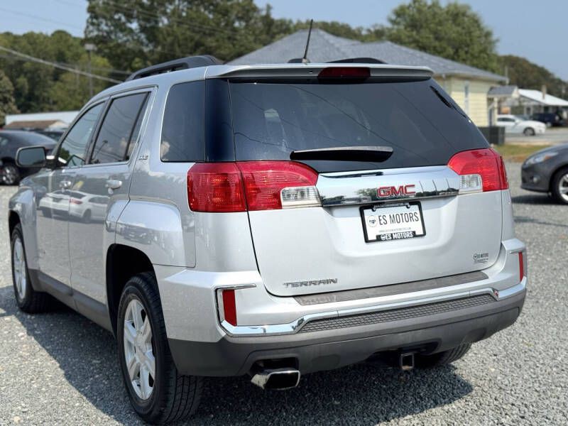 2016 GMC Terrain Image 3