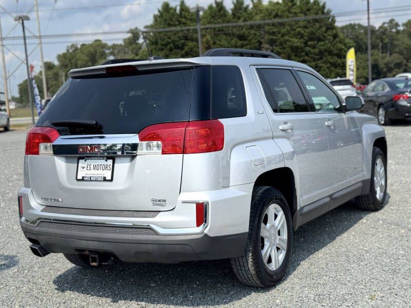 2016 GMC Terrain Image 4