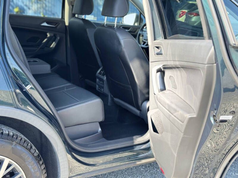 2019 Volkswagen Tiguan Image 18