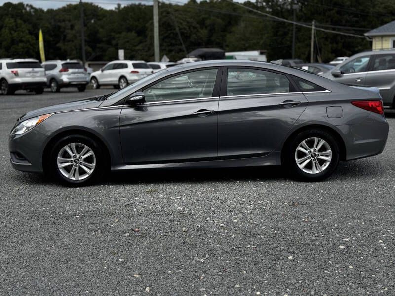 2014 Hyundai Sonata Image 2
