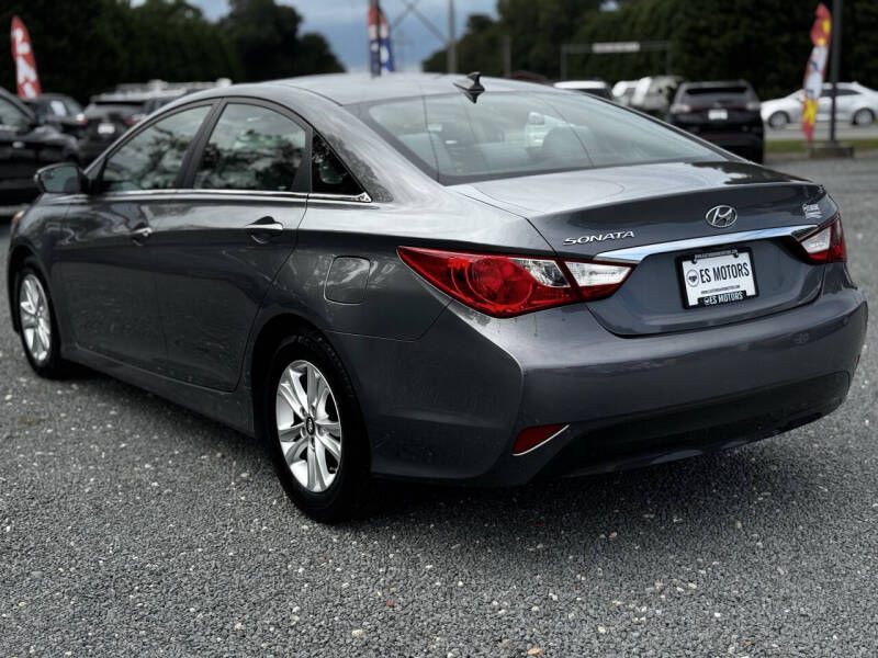 2014 Hyundai Sonata Image 3