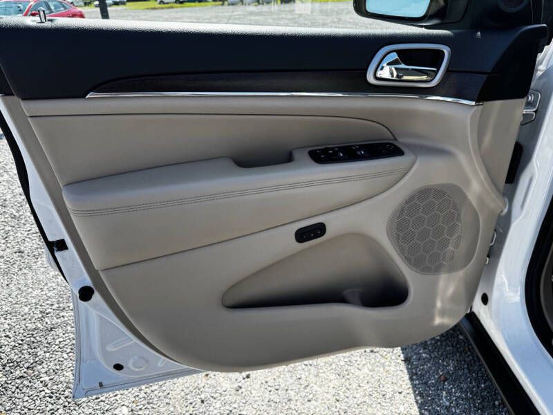 2018 Jeep Grand Cherokee Image 7