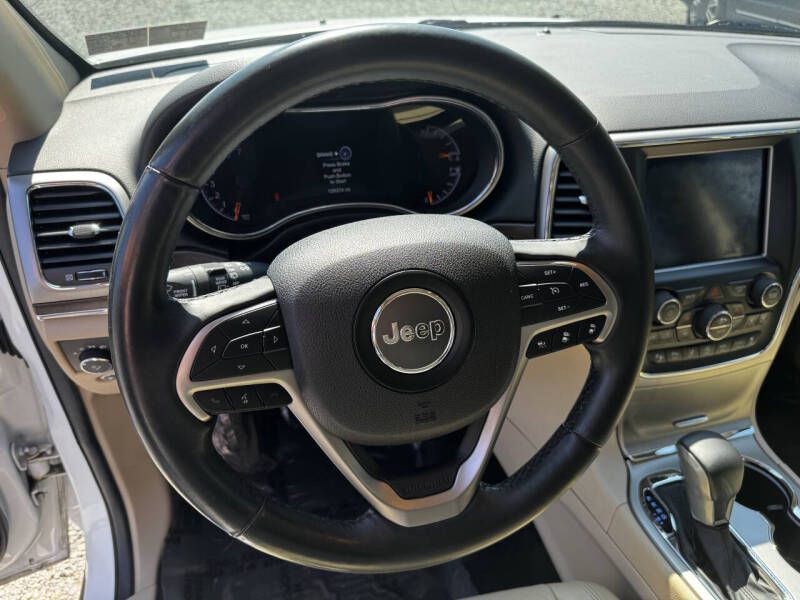 2018 Jeep Grand Cherokee Image 9