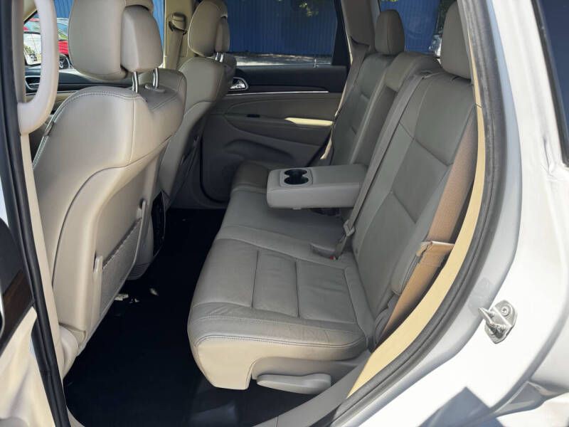 2018 Jeep Grand Cherokee Image 13