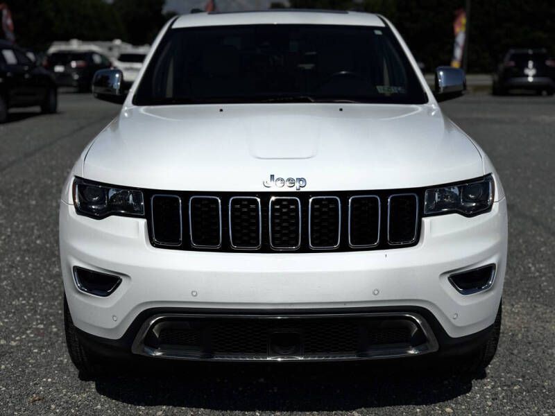 2018 Jeep Grand Cherokee Image 24