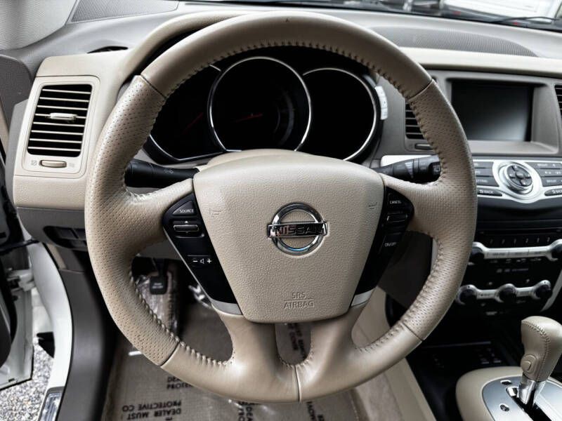 2010 Nissan Murano Image 9