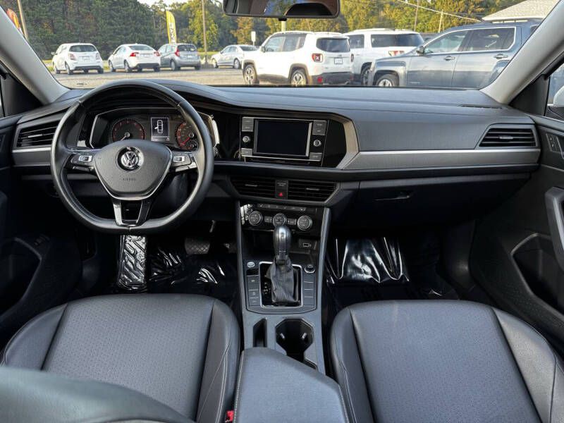 2019 Volkswagen Jetta Image 14