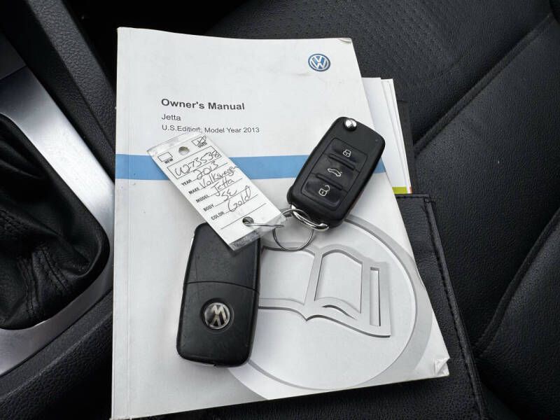 2013 Volkswagen Jetta Image 20