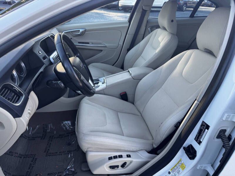 2012 Volvo S60 Image 8