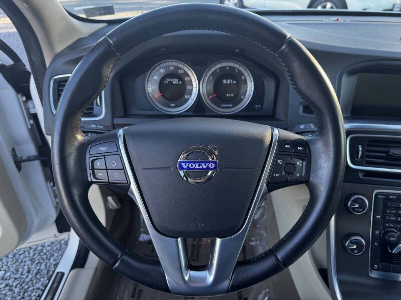 2012 Volvo S60 Image 9