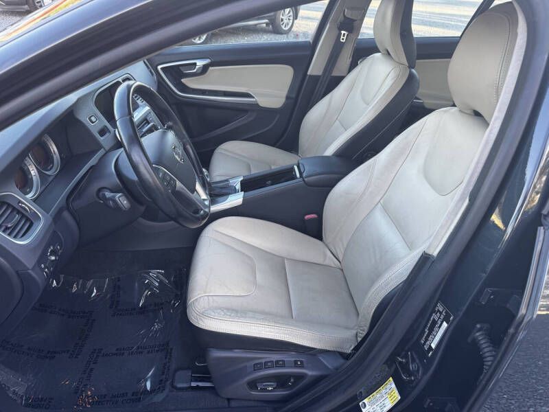 2013 Volvo S60 Image 8