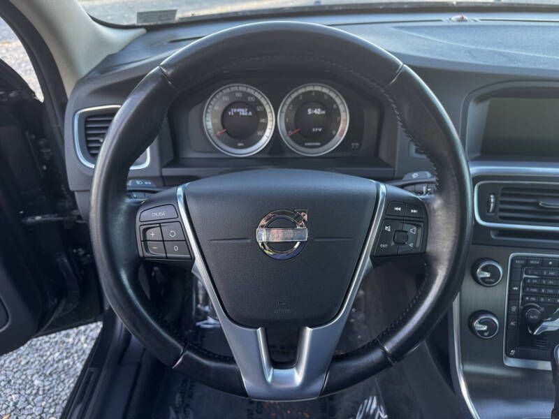2013 Volvo S60 Image 9