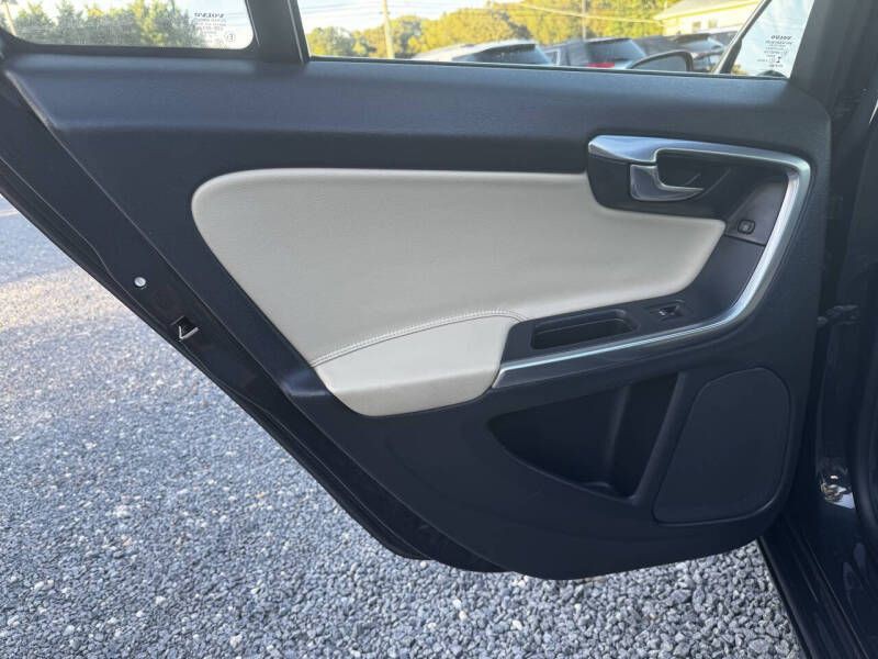 2013 Volvo S60 Image 12