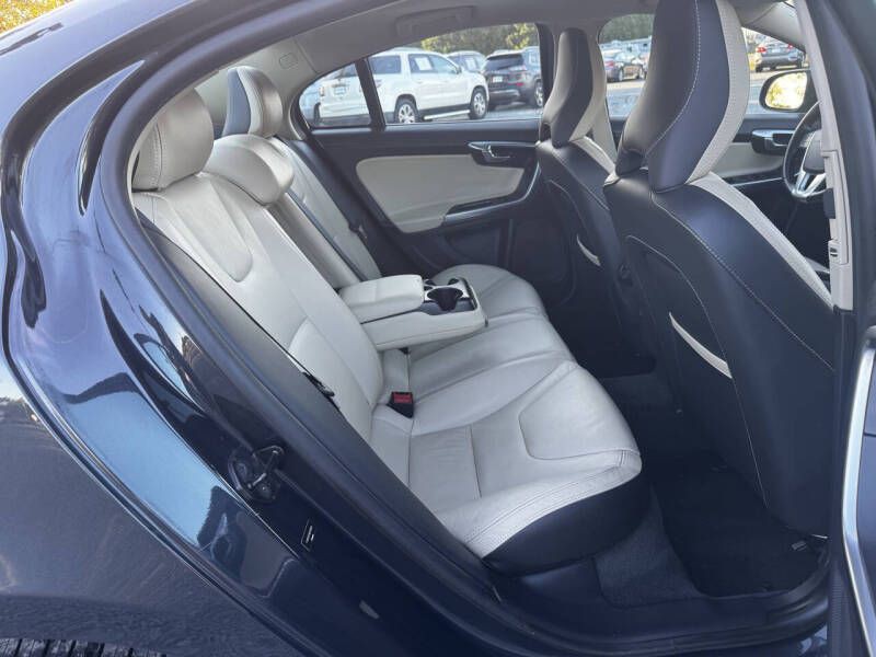 2013 Volvo S60 Image 18