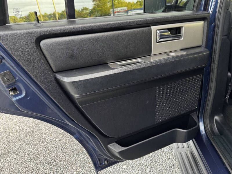 2016 Ford Expedition Image 13