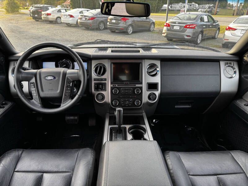 2016 Ford Expedition Image 16