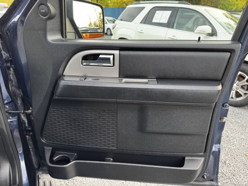 2016 Ford Expedition Image 20