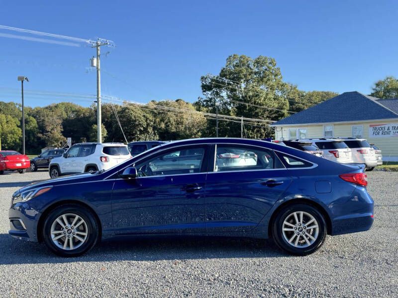 2017 Hyundai Sonata Image 2