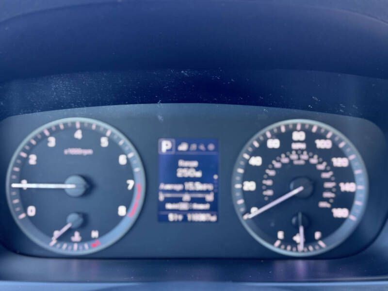 2017 Hyundai Sonata Image 10