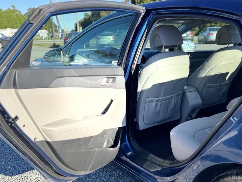 2017 Hyundai Sonata Image 11